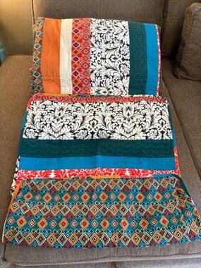Patchwork Decorative Queen size quilt with two pillow shams— Multicolor